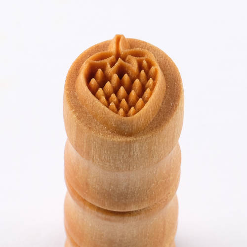 SCS-217 - Small Round Stamp - Strawberry - MKM